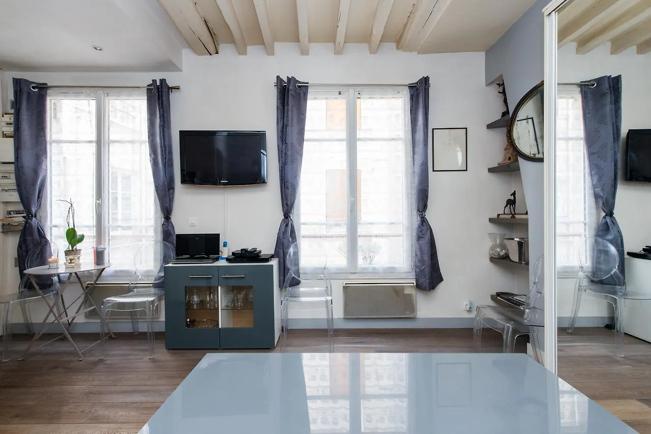 Modern Montorgueil Studio