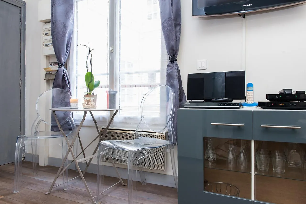 Modern Montorgueil Studio Parijs